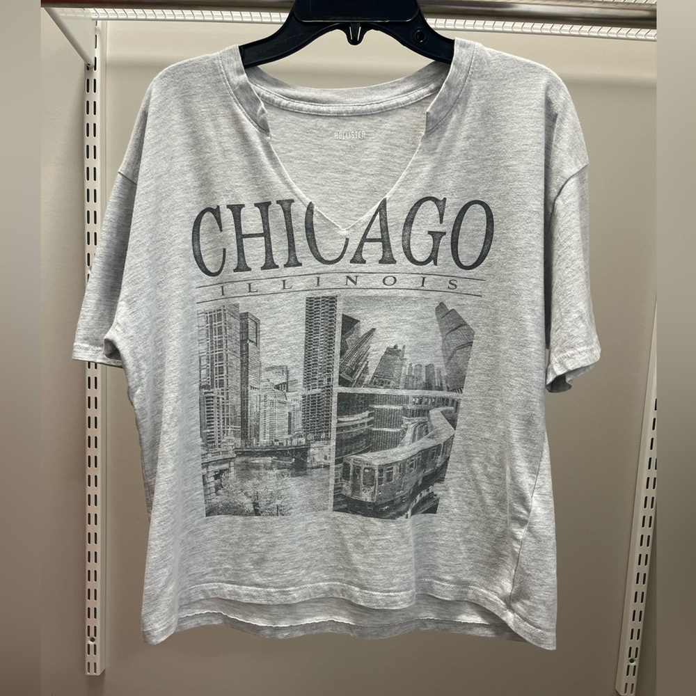 Hollister Gray Chicago Graphic Tee